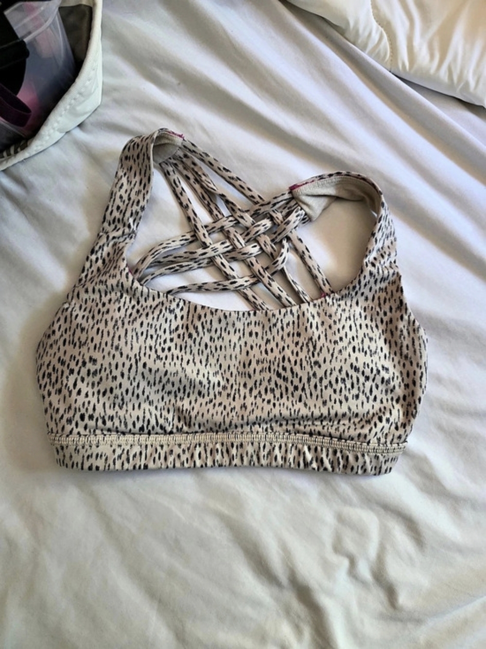 Lululemon Free to Be Bra Tan & Black Size 2